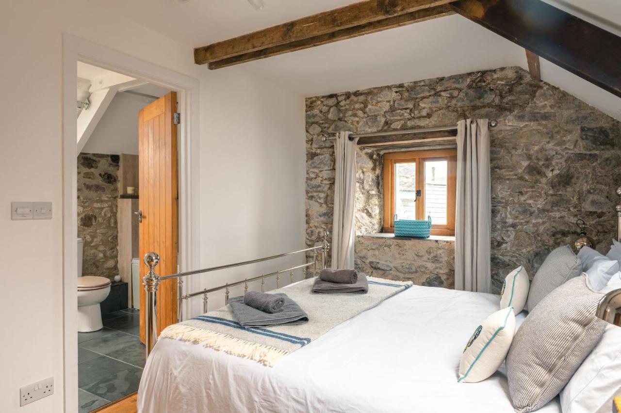 Stunning Converted Granary In Heart Of St Davids Exterior foto
