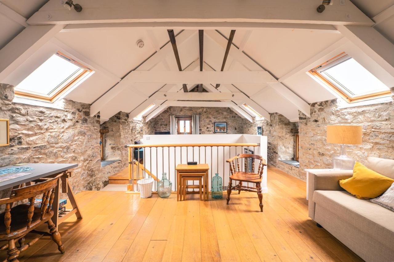 Stunning Converted Granary In Heart Of St Davids Exterior foto