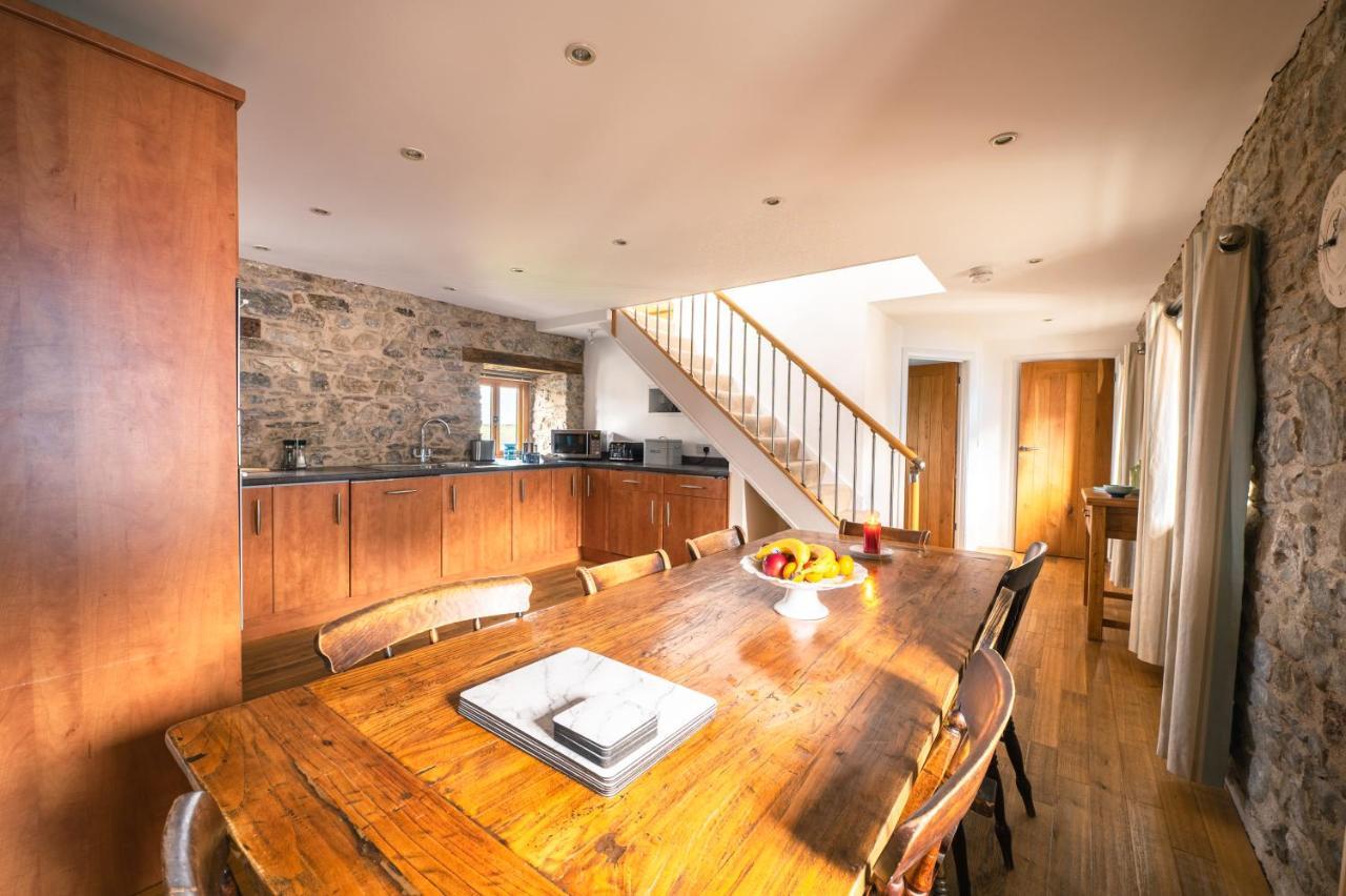 Stunning Converted Granary In Heart Of St Davids Exterior foto