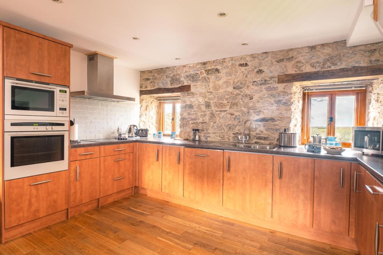 Stunning Converted Granary In Heart Of St Davids Exterior foto